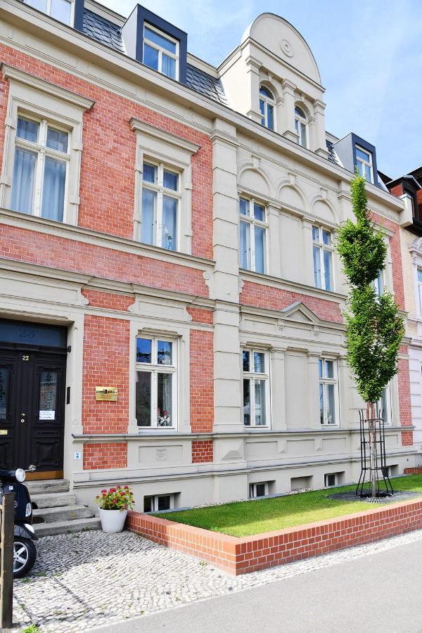 Jethon Studio-Appartement Im Gruenen Bernburg Eksteriør bilde